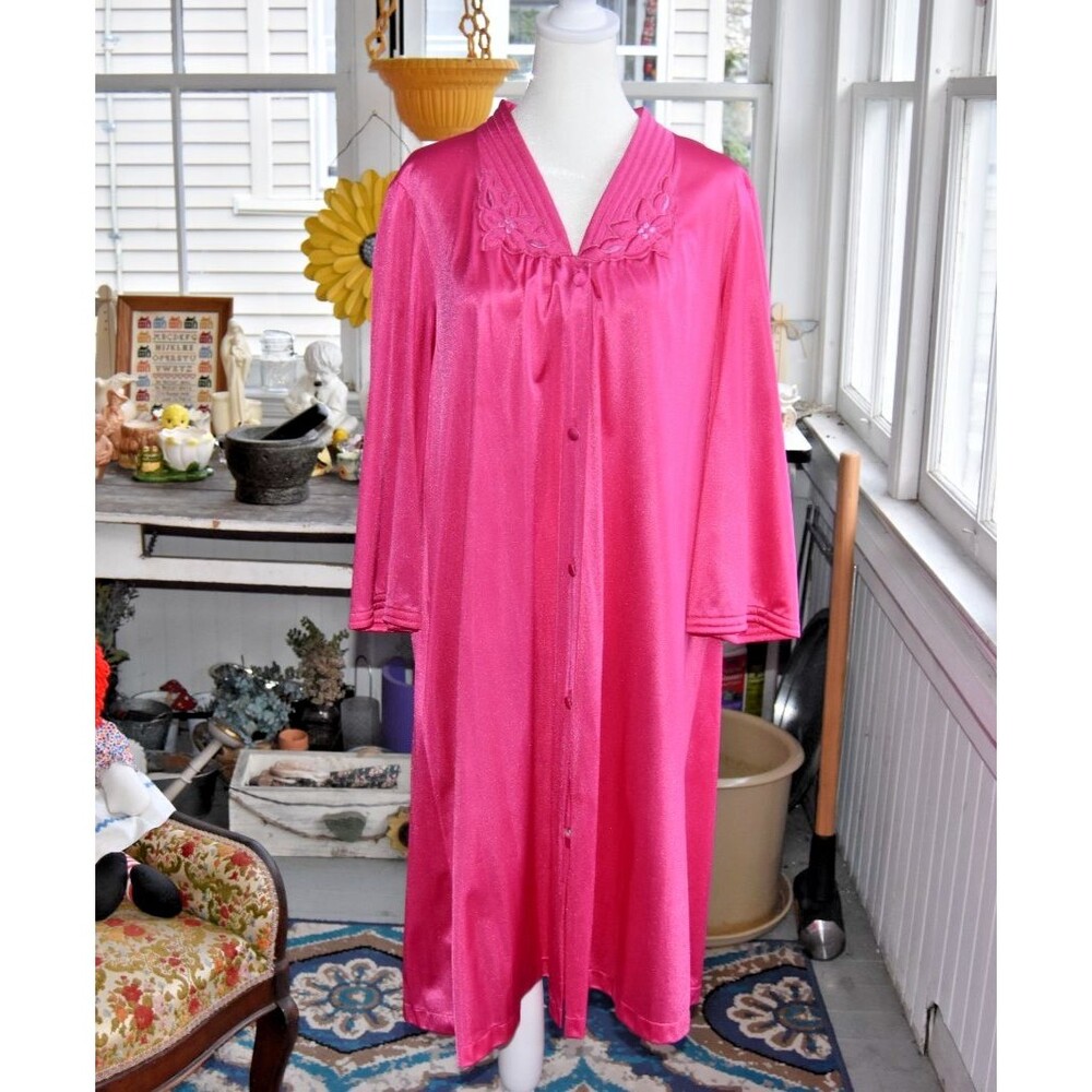 Vintage 70s Collectibles JCPenney Hot Pink Dressing Gown Silky Satin Size Large